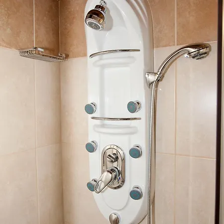 Enipnion 카코페트리아