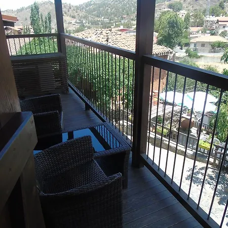 Enipnion 카코페트리아