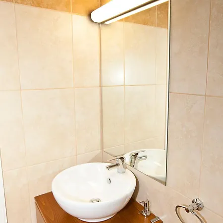 ενύπνιον * Κακοπετριά