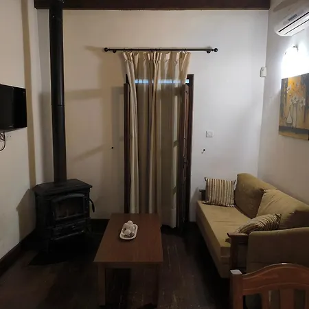 Enipnion Apartment *