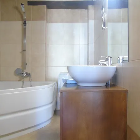 Apartment Enipnion *