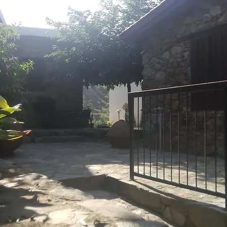 ενύπνιον Διαμέρισμα