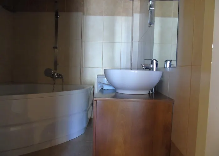 Enipnion Apartament *