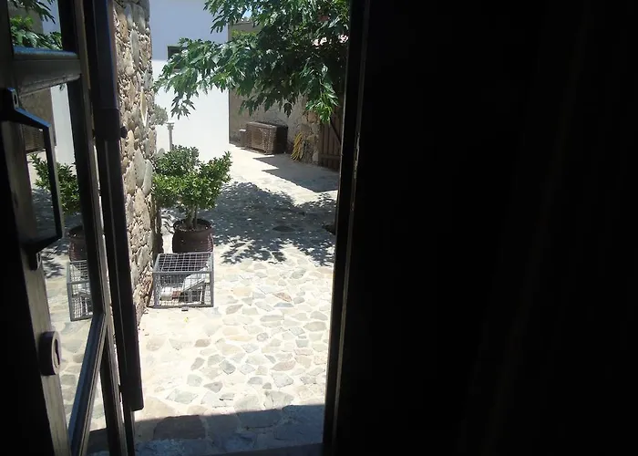 Enipnion アパート *