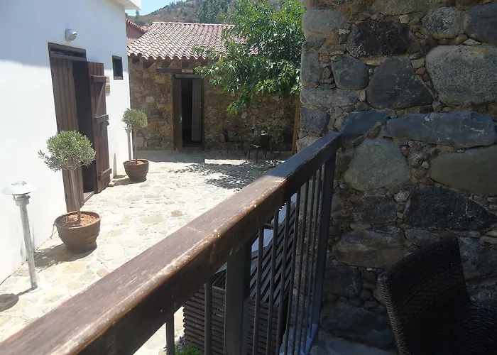 アパート Enipnion カコペトリア